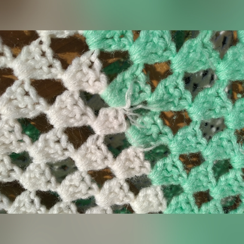 Vintage Handmade Crocheted Afghan, Green & White Square Pattern, 72 x 66… - Picture 10 of 14